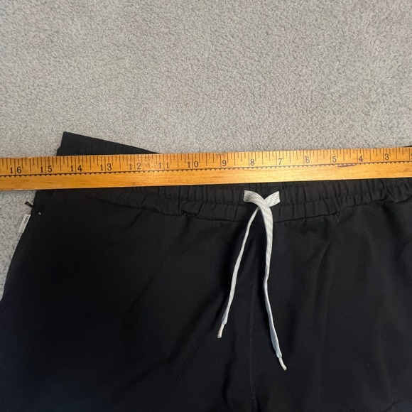 Vuori Womens Performance Jogger Shorts Black Drawstring Athletic VW303 Small - Picture 6 of 9